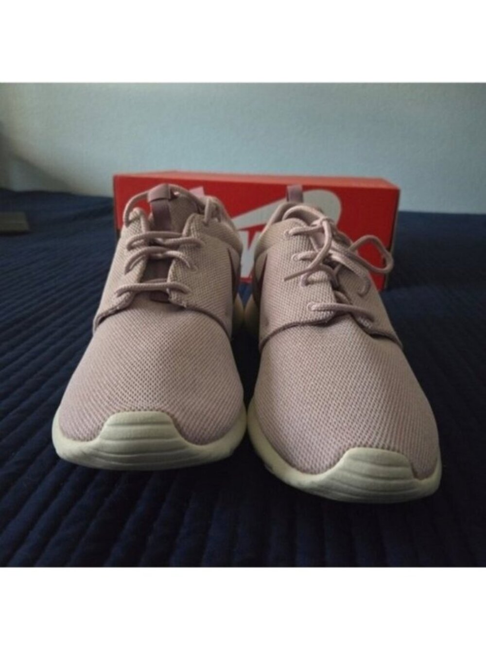 Nike Roshe One Women Size 11 Plum Chaulk True Berry 072026 - Picture 11 of 12